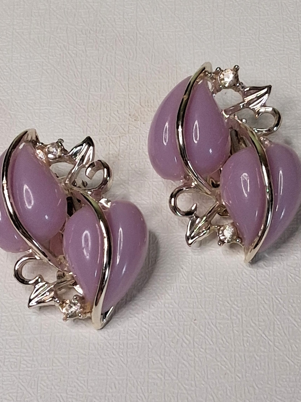 Lavender Petal Clip-On Earrings - Unbranded